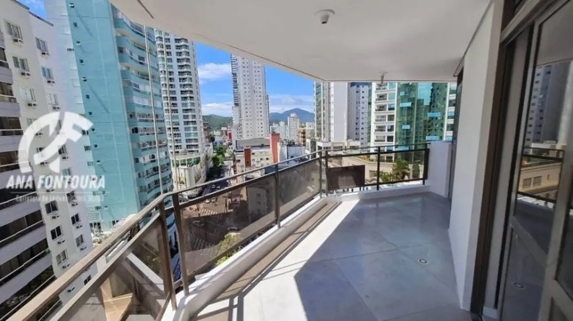 Foto 2 de Apartamento com 3 quartos à venda, 189m2 em Centro, Balneario Camboriu - SC