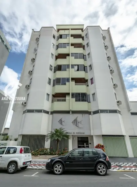 Apartamento com 2 quartos à venda, 68m2 em Centro, Balneario Camboriu - SC - imagem 3 Foto 3 de Apartamento com 2 quartos à venda, 68m2 em Centro, Balneario Camboriu - SC