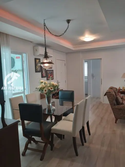 Apartamento com 3 quartos à venda, 140m2 em Centro, Balneario Camboriu - SC - imagem 9 Foto 9 de Apartamento com 3 quartos à venda, 140m2 em Centro, Balneario Camboriu - SC