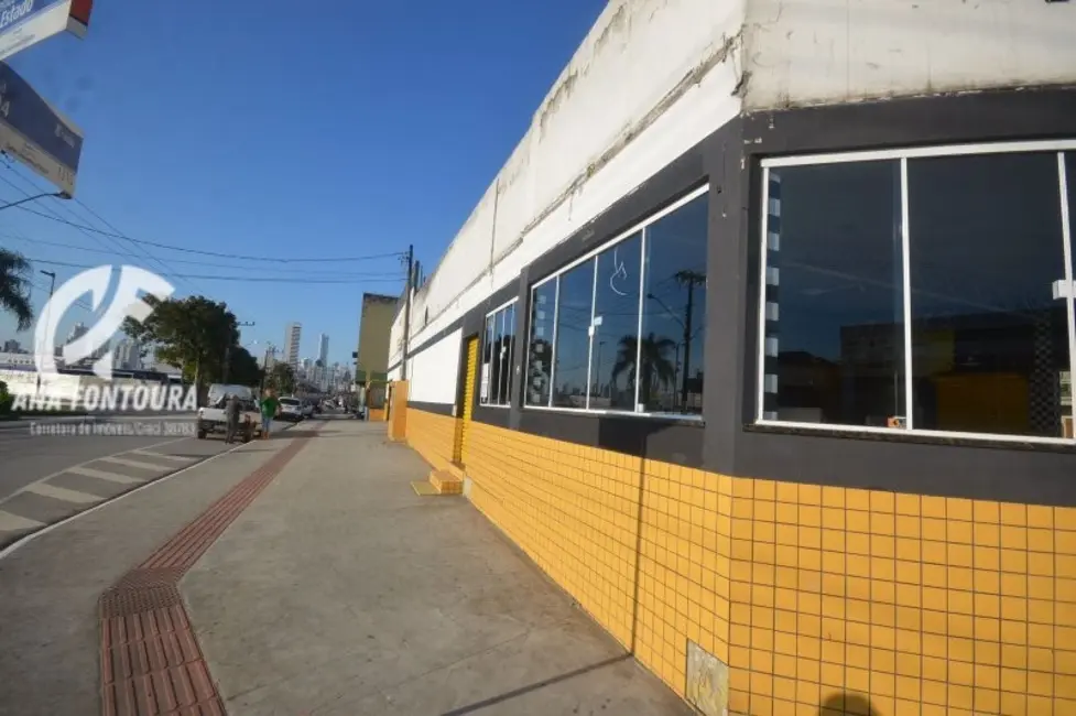 Sala Comercial para alugar, 410m2 em Centro, Balneario Camboriu - SC - imagem 6 Foto 6 de Sala Comercial para alugar, 410m2 em Centro, Balneario Camboriu - SC