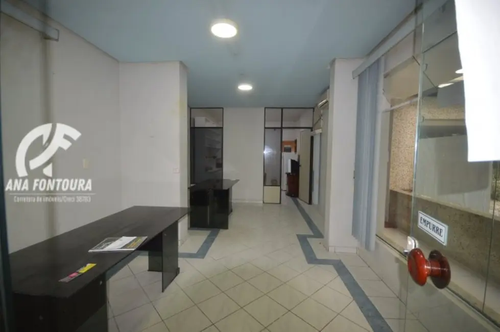 Foto 4 de Sala Comercial à venda, 42m2 em Centro, Balneario Camboriu - SC