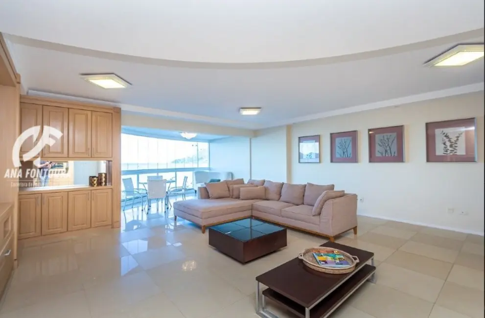 Foto 4 de Apartamento com 3 quartos à venda, 200m2 em Centro, Balneario Camboriu - SC