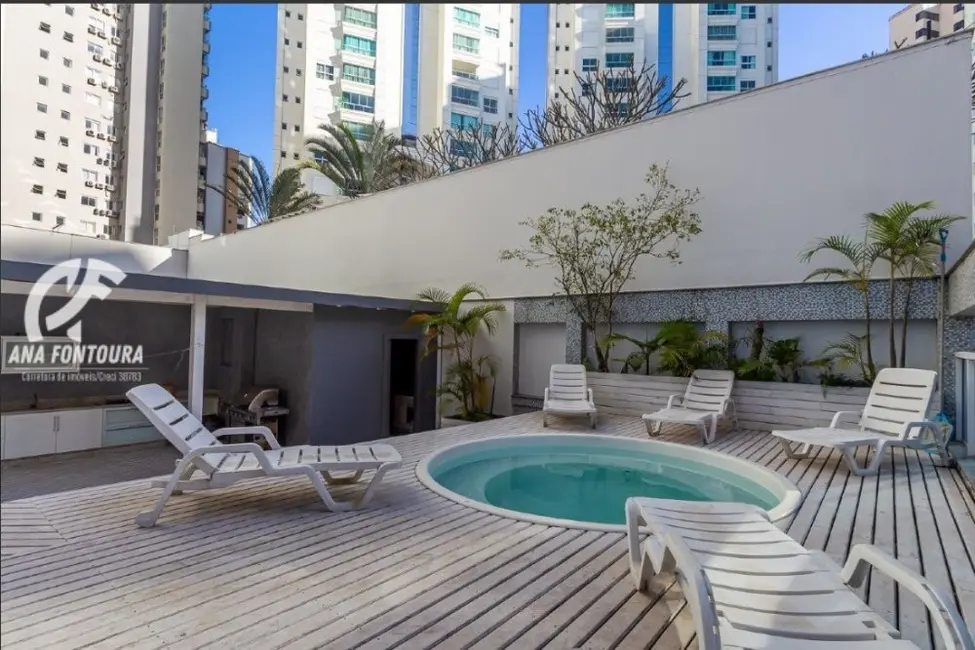 Foto 2 de Apartamento com 3 quartos à venda, 200m2 em Centro, Balneario Camboriu - SC