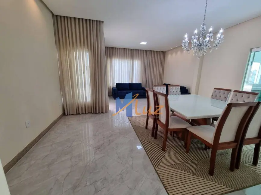 Casa com 6 quartos à venda, 521m2 em Santa Rita, Teixeira De Freitas - BA - imagem 3 Foto 3 de Casa com 6 quartos à venda, 521m2 em Santa Rita, Teixeira De Freitas - BA