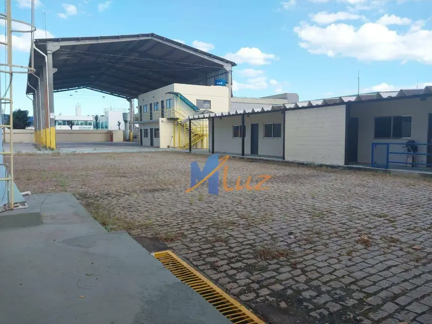 Armazém / Galpão para alugar, 2000m2 em Novo Cavaleiro, Macae - RJ - imagem 6 Foto 6 de Armazém / Galpão para alugar, 2000m2 em Novo Cavaleiro, Macae - RJ