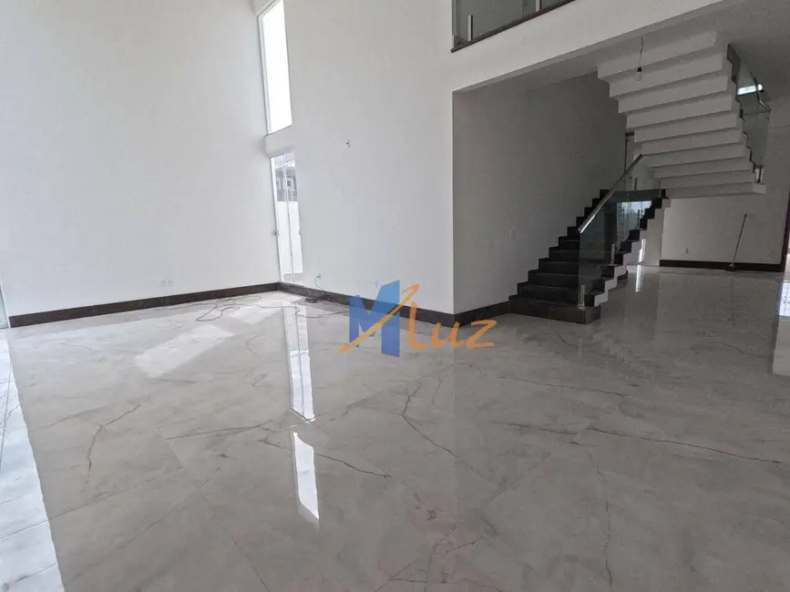 Casa de Condomínio com 5 quartos à venda, 379m2 em Lagoa, Macae - RJ - imagem 9 Foto 9 de Casa de Condomínio com 5 quartos à venda, 379m2 em Lagoa, Macae - RJ