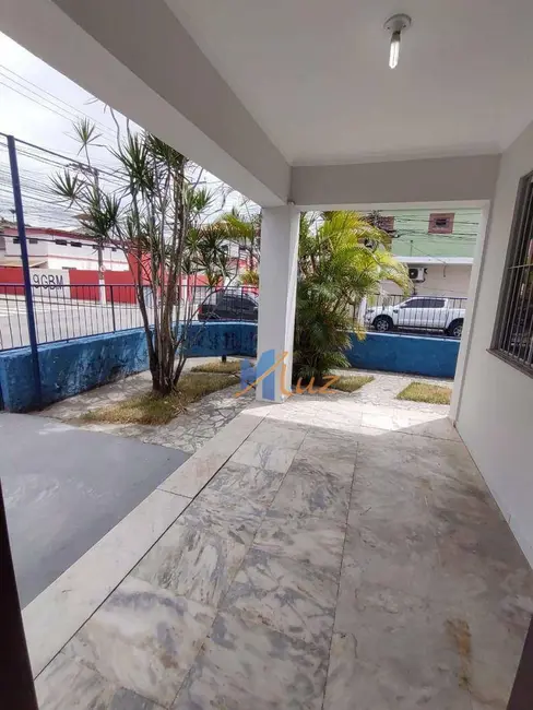 Casa de Condomínio com 6 quartos à venda, 260m2 em Centro, Macae - RJ - imagem 5 Foto 5 de Casa de Condomínio com 6 quartos à venda, 260m2 em Centro, Macae - RJ