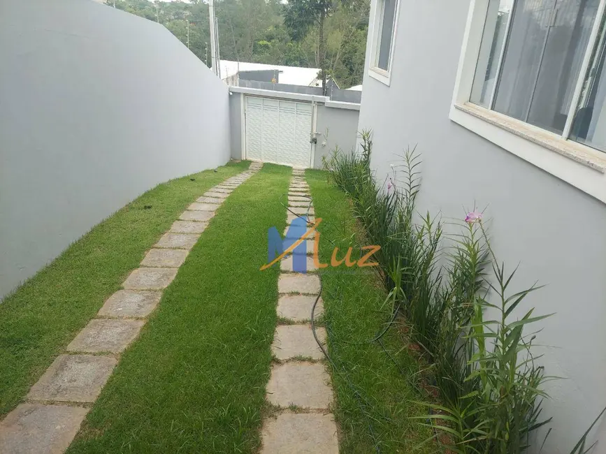 Casa de Condomínio com 3 quartos à venda, 225m2 em Vale Encantado, Macae - RJ - imagem 5 Foto 5 de Casa de Condomínio com 3 quartos à venda, 225m2 em Vale Encantado, Macae - RJ