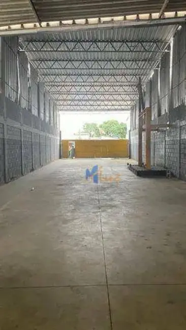 Armazém / Galpão para alugar, 300m2 em Lagomar, Macae - RJ - imagem 8 Foto 8 de Armazém / Galpão para alugar, 300m2 em Lagomar, Macae - RJ