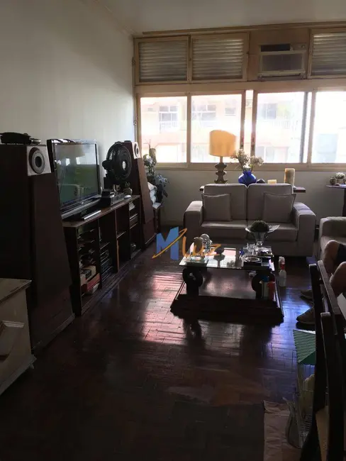 Foto 2 de Apartamento com 3 quartos à venda, 150m2 em Copacabana, Rio De Janeiro - RJ