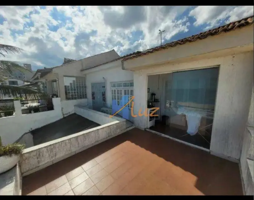 Casa com 5 quartos à venda, 200m2 em Praia Campista, Macae - RJ - imagem 6 Foto 6 de Casa com 5 quartos à venda, 200m2 em Praia Campista, Macae - RJ
