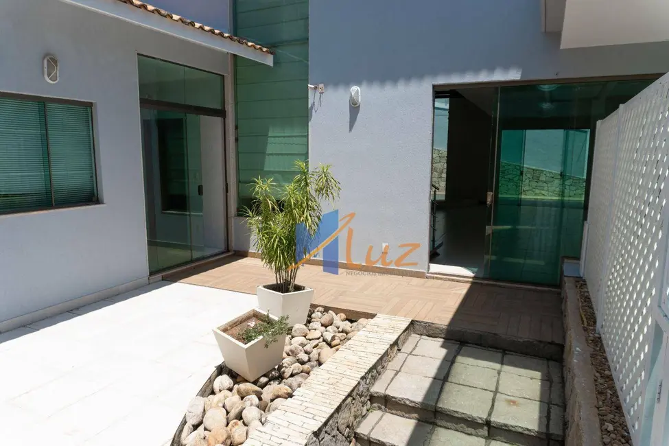 Casa de Condomínio com 5 quartos à venda e para alugar, 595m2 em Lagoa, Macae - RJ - imagem 8 Foto 8 de Casa de Condomínio com 5 quartos à venda e para alugar, 595m2 em Lagoa, Macae - RJ