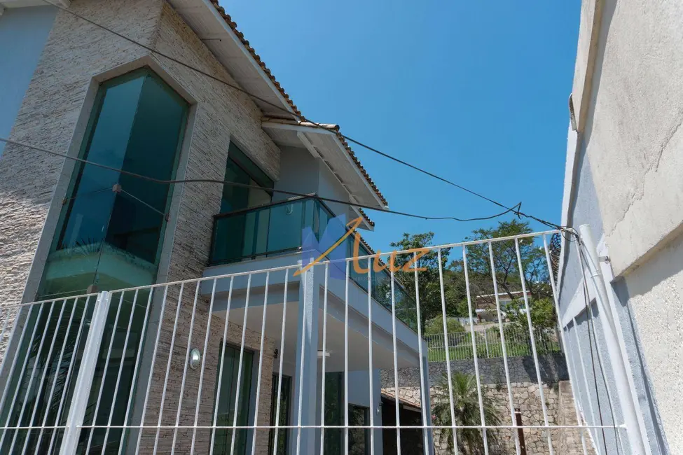 Casa de Condomínio com 5 quartos à venda e para alugar, 595m2 em Lagoa, Macae - RJ - imagem 4 Foto 4 de Casa de Condomínio com 5 quartos à venda e para alugar, 595m2 em Lagoa, Macae - RJ