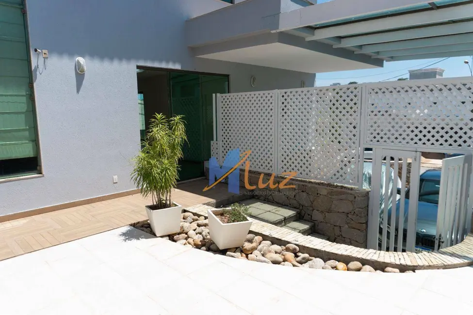 Casa de Condomínio com 5 quartos à venda e para alugar, 595m2 em Lagoa, Macae - RJ - imagem 9 Foto 9 de Casa de Condomínio com 5 quartos à venda e para alugar, 595m2 em Lagoa, Macae - RJ