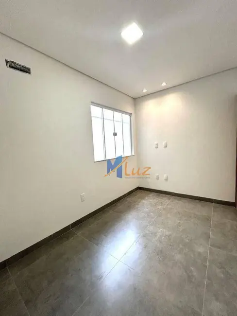 Foto 6 de Casa de Condomínio com 2 quartos à venda, 80m2 em Riviera Fluminense, Macae - RJ
