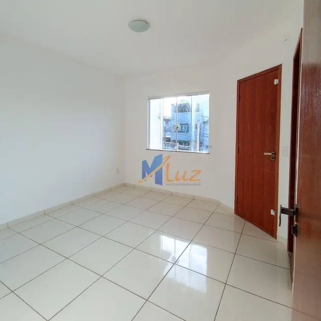 Casa de Condomínio com 3 quartos à venda, 110m2 em Glória, Macae - RJ - imagem 6 Foto 6 de Casa de Condomínio com 3 quartos à venda, 110m2 em Glória, Macae - RJ