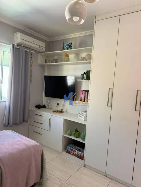 Casa de Condomínio com 3 quartos à venda, 200m2 em Ajuda, Macae - RJ - imagem 7 Foto 7 de Casa de Condomínio com 3 quartos à venda, 200m2 em Ajuda, Macae - RJ