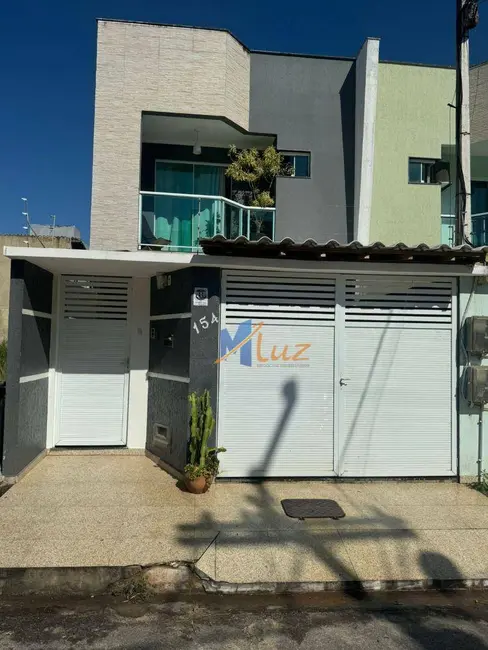 Foto 1 de Casa de Condomínio com 3 quartos à venda, 200m2 em Ajuda, Macae - RJ