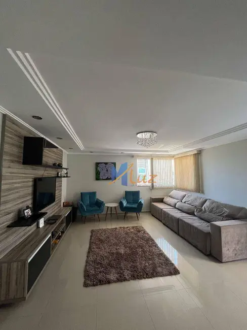 Casa com 3 quartos à venda, 360m2 em Riviera Fluminense, Macae - RJ - imagem 3 Foto 3 de Casa com 3 quartos à venda, 360m2 em Riviera Fluminense, Macae - RJ