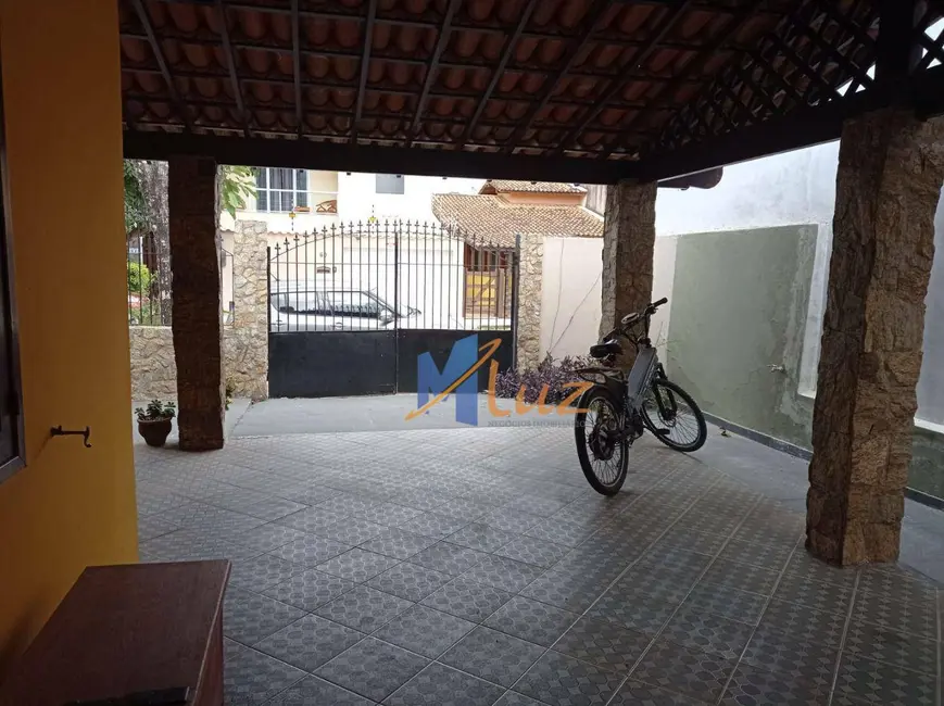 Casa de Condomínio com 3 quartos à venda, 585m2 em Lagoa, Macae - RJ - imagem 6 Foto 6 de Casa de Condomínio com 3 quartos à venda, 585m2 em Lagoa, Macae - RJ