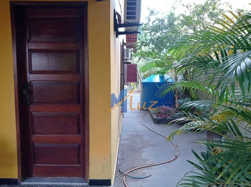 Casa de Condomínio com 3 quartos à venda, 585m2 em Lagoa, Macae - RJ - imagem 5 Foto 5 de Casa de Condomínio com 3 quartos à venda, 585m2 em Lagoa, Macae - RJ