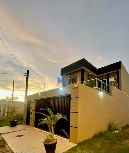 Foto 2 de Casa com 3 quartos à venda, 480m2 em Lagoa, Macae - RJ