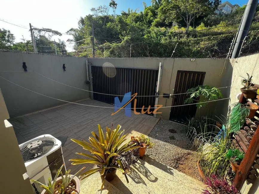 Casa com 3 quartos à venda, 480m2 em Lagoa, Macae - RJ - imagem 4 Foto 4 de Casa com 3 quartos à venda, 480m2 em Lagoa, Macae - RJ