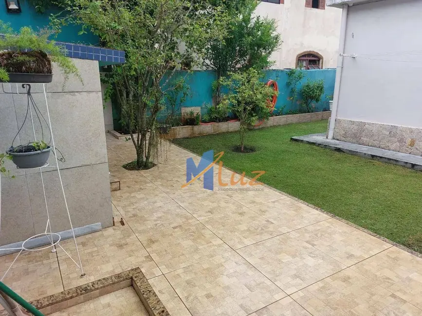 Casa de Condomínio com 5 quartos à venda, 360m2 em Riviera Fluminense, Macae - RJ - imagem 5 Foto 5 de Casa de Condomínio com 5 quartos à venda, 360m2 em Riviera Fluminense, Macae - RJ