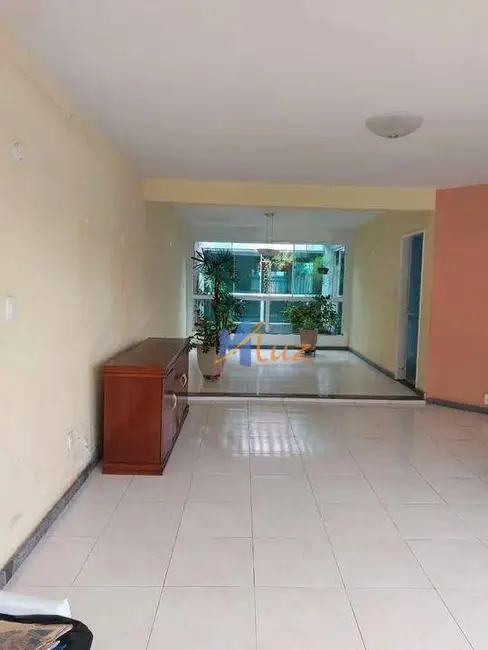 Casa de Condomínio com 5 quartos à venda, 360m2 em Riviera Fluminense, Macae - RJ - imagem 8 Foto 8 de Casa de Condomínio com 5 quartos à venda, 360m2 em Riviera Fluminense, Macae - RJ