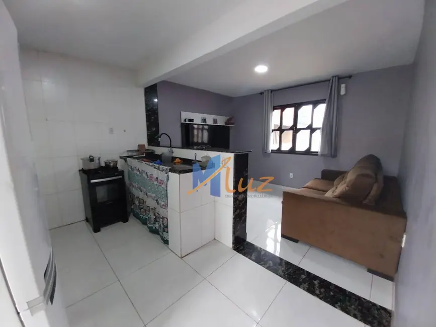 Foto 1 de Casa de Condomínio com 2 quartos à venda, 250m2 em Macae - RJ