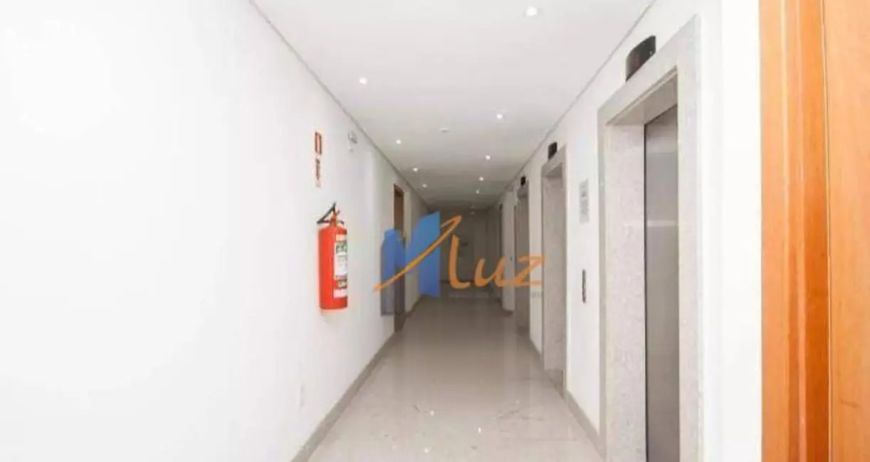 Foto 1 de Sala Comercial para alugar, 32m2 em Cavaleiros, Macae - RJ