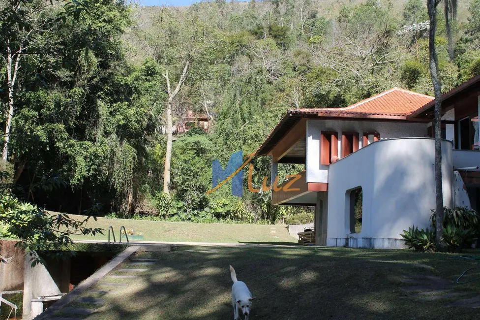 Foto 3 de Casa de Condomínio com 5 quartos à venda e para alugar, 3650m2 em Albuquerque, Teresopolis - RJ
