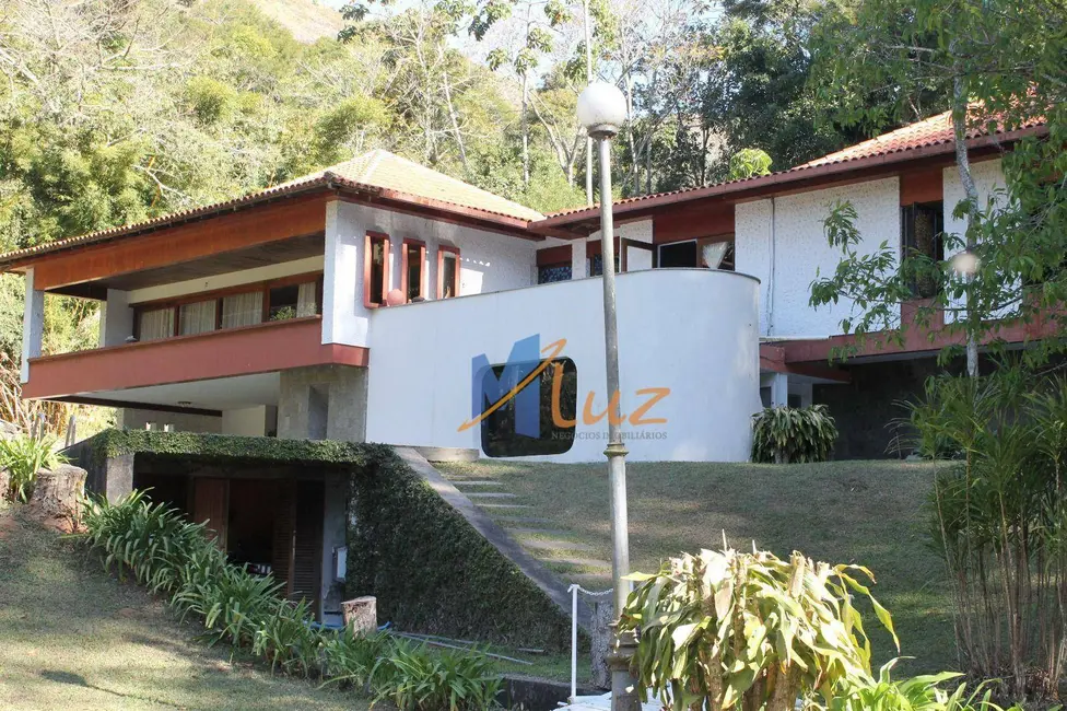 Foto 7 de Casa de Condomínio com 5 quartos à venda e para alugar, 3650m2 em Albuquerque, Teresopolis - RJ