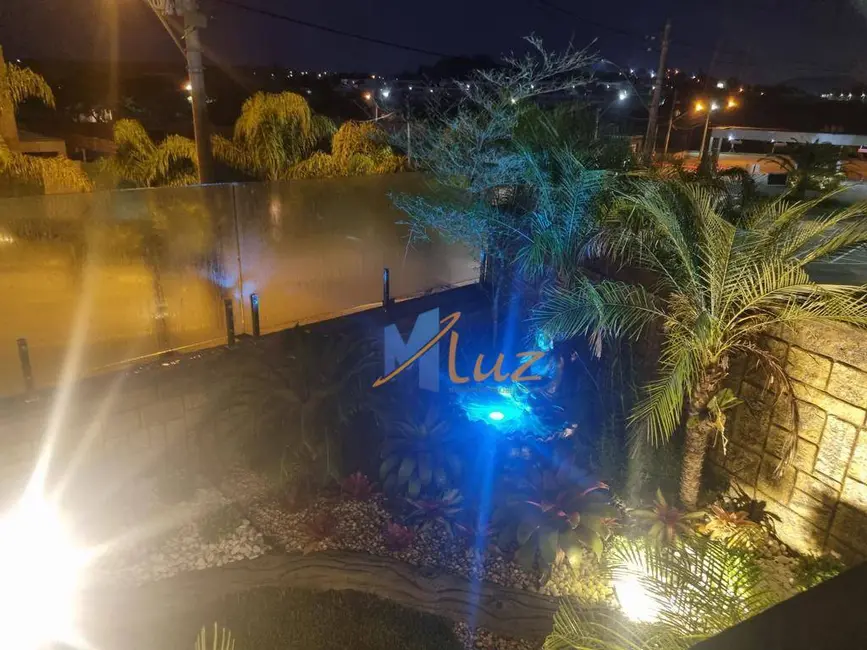 Casa de Condomínio com 3 quartos à venda, 408m2 em Alphaville, Rio Das Ostras - RJ - imagem 9 Foto 9 de Casa de Condomínio com 3 quartos à venda, 408m2 em Alphaville, Rio Das Ostras - RJ