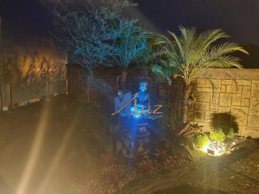 Casa de Condomínio com 3 quartos à venda, 408m2 em Alphaville, Rio Das Ostras - RJ - imagem 5 Foto 5 de Casa de Condomínio com 3 quartos à venda, 408m2 em Alphaville, Rio Das Ostras - RJ