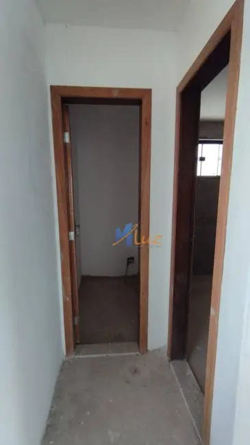 Cobertura com 3 quartos à venda, 300m2 em Cajueiros, Macae - RJ - imagem 6 Foto 6 de Cobertura com 3 quartos à venda, 300m2 em Cajueiros, Macae - RJ