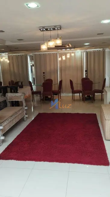 Foto 1 de Casa de Condomínio com 3 quartos à venda e para alugar, 400m2 em Cavaleiros, Macae - RJ