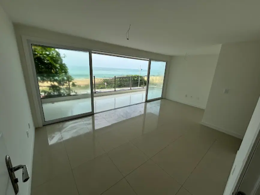 Foto 2 de Apartamento com 3 quartos à venda, 97m2 em Cavaleiros, Macae - RJ