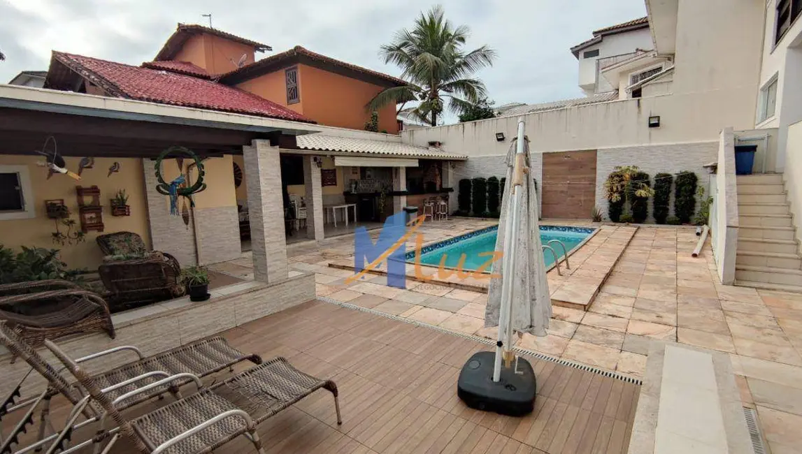 Foto 3 de Casa de Condomínio com 4 quartos à venda, 450m2 em Cancela Preta, Macae - RJ