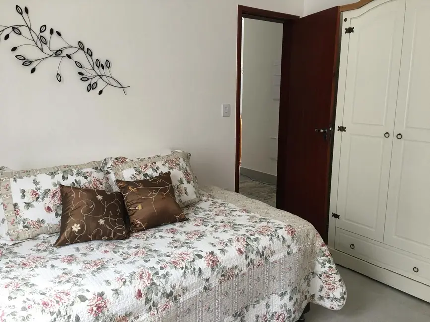 Casa de Condomínio com 4 quartos à venda, 289m2 em Macae - RJ - imagem 7 Foto 7 de Casa de Condomínio com 4 quartos à venda, 289m2 em Macae - RJ