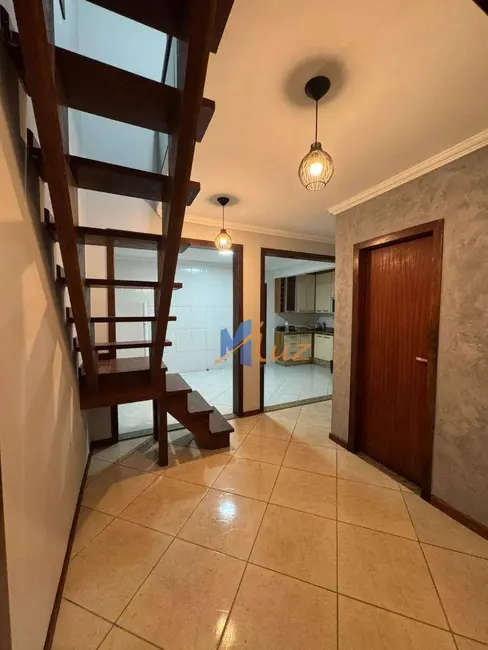 Foto 1 de Casa de Condomínio com 3 quartos à venda, 202m2 em Recanto, Rio Das Ostras - RJ