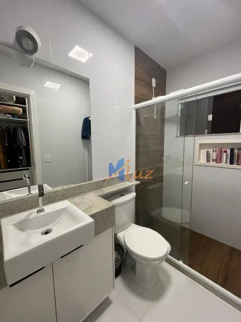 Casa de Condomínio com 3 quartos à venda, 1800m2 em Extensão do Bosque, Rio Das Ostras - RJ - imagem 7 Foto 7 de Casa de Condomínio com 3 quartos à venda, 1800m2 em Extensão do Bosque, Rio Das Ostras - RJ