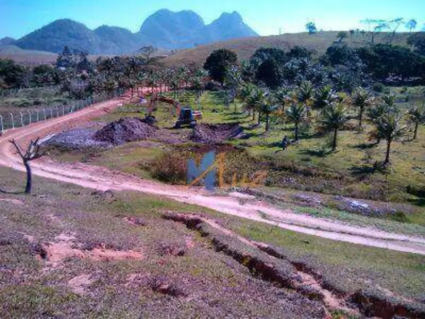 Foto 5 de Sítio / Rancho à venda, 60000m2 em Cantagalo, Rio Das Ostras - RJ