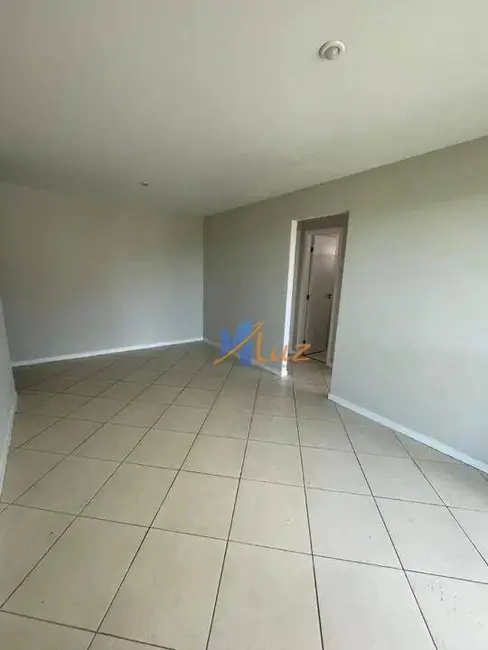 Foto 5 de Apartamento com 2 quartos à venda, 74m2 em Imbetiba, Macae - RJ