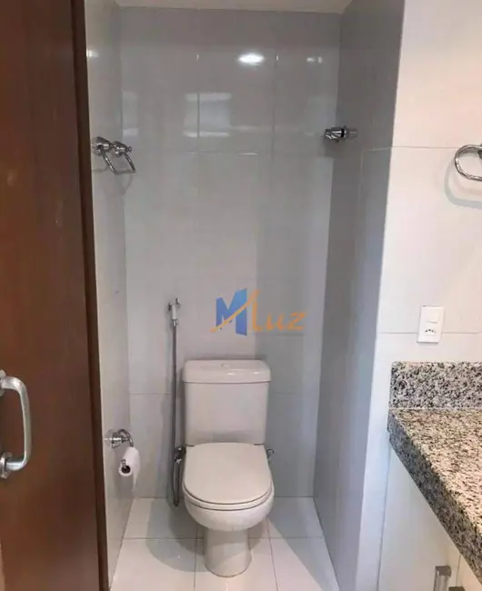 Apartamento com 3 quartos à venda, 127m2 em Granja dos Cavaleiros, Macae - RJ - imagem 5 Foto 5 de Apartamento com 3 quartos à venda, 127m2 em Granja dos Cavaleiros, Macae - RJ
