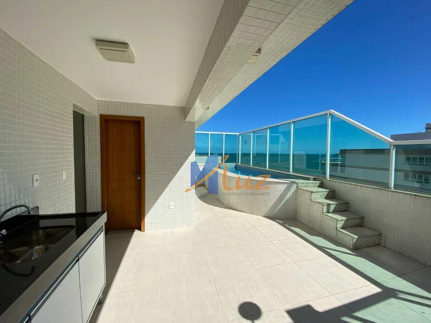Cobertura com 4 quartos para alugar, 155m2 em Cavaleiros, Macae - RJ - imagem 2 Foto 2 de Cobertura com 4 quartos para alugar, 155m2 em Cavaleiros, Macae - RJ