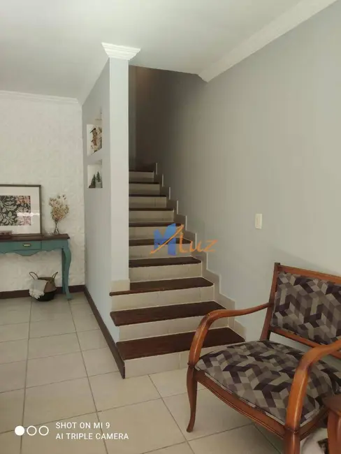 Foto 3 de Casa de Condomínio com 3 quartos à venda, 180m2 em Jardim Mariléa, Rio Das Ostras - RJ