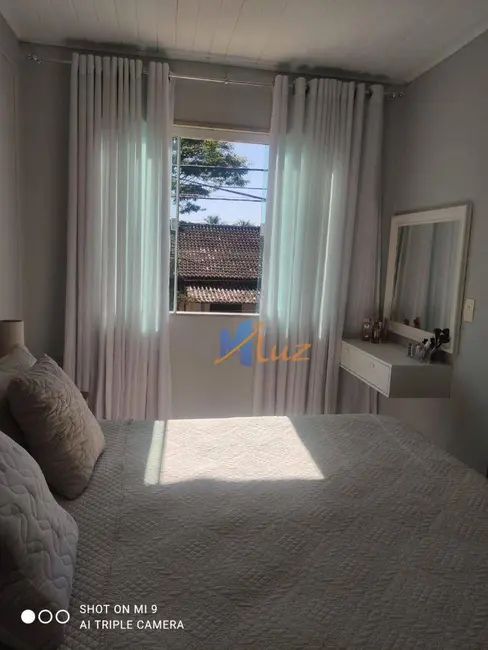 Foto 5 de Casa de Condomínio com 3 quartos à venda, 180m2 em Jardim Mariléa, Rio Das Ostras - RJ