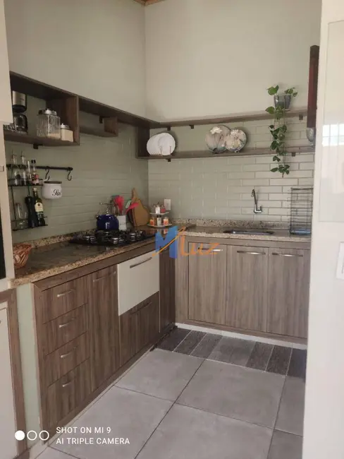 Foto 8 de Casa de Condomínio com 3 quartos à venda, 180m2 em Jardim Mariléa, Rio Das Ostras - RJ