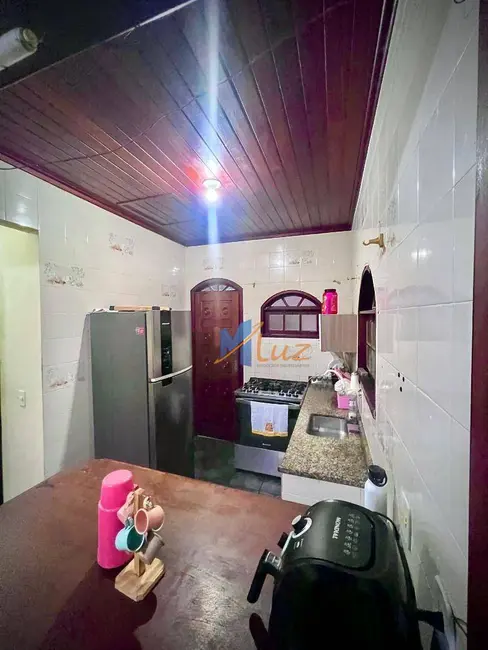Foto 3 de Casa com 2 quartos à venda em Nova Esperança, Rio Das Ostras - RJ